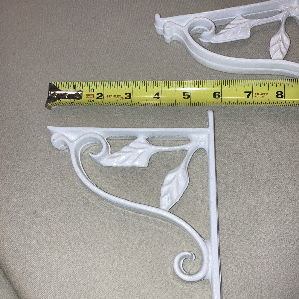 White Cast Iron‎ Shelf Brackets – Decorative Scroll & Leaf – Farmhouse Style - Picture 3 of 5